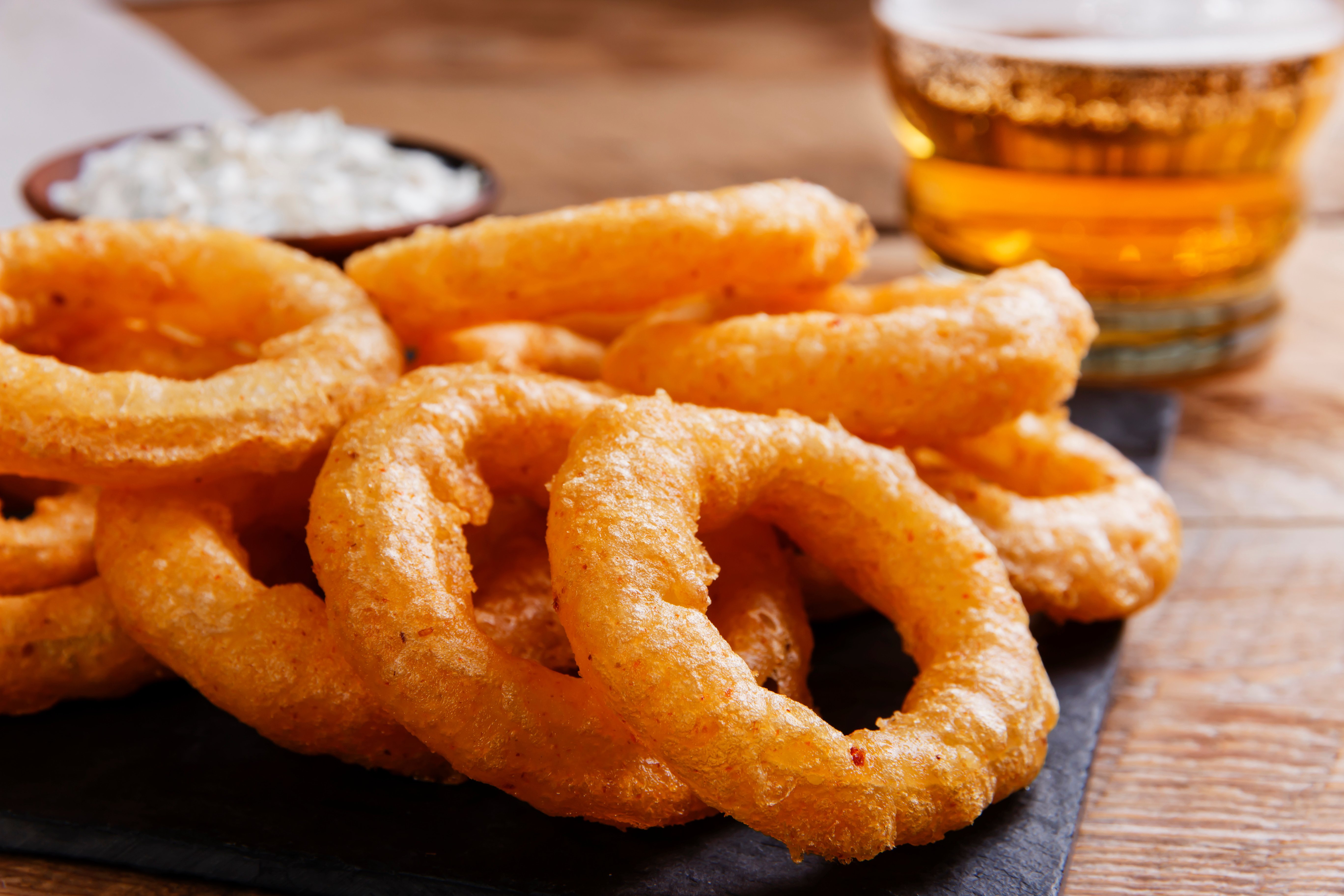 Onion Rings AdobeStock_119610835